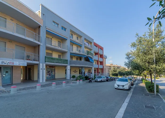 Minicasa Con Ampia Terrazza